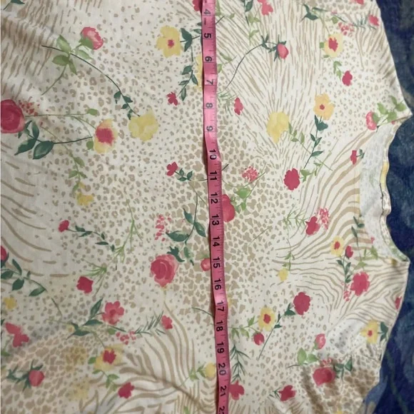 Vintage 90s Mixed Animal & Floral Print Tee - Zebra Leopard Roses - Picture 3 of 4